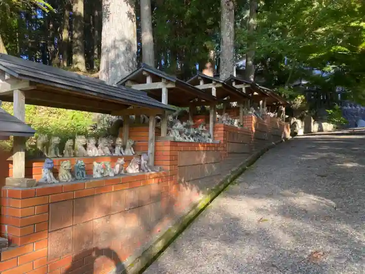 八王子神社の狛犬