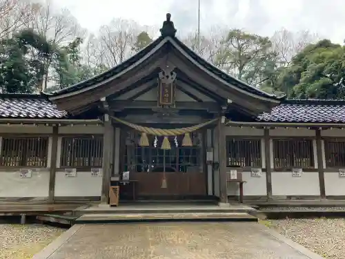 気多神社の{uncategorized: "未分類", other: "その他", undefined: "問題あり", building: "その他建物", grave: "お墓", sacred_gate: "鳥居", guardian: "狛犬", statue: "像", buddha: "仏像", history: "歴史", nature: "自然", garden: "庭園", animal: "動物", pagoda: "塔", temizu: "手水舎", mountain_gate: "山門・神門", sanctuary: "本殿・本堂", subordinate: "末社・摂社", art: "芸術", scenery: "景色", jizo: "地蔵", ema: "絵馬", goshuin: "御朱印", omikuji: "おみくじ", items: "授与品その他", amulet: "お守り", goshuincho: "御朱印帳", eats: "食事", festival: "お祭り", votive_dance: "神楽", shichigosan: "七五三参", wedding: "結婚式", experience: "体験その他", initially: "初詣", around: "周辺", anti_infection: "感染症対策"}