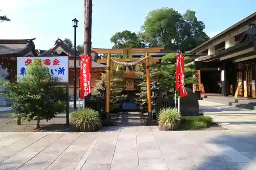 亀ケ池八幡宮の末社