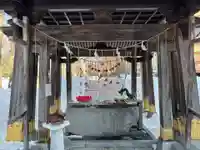 彌彦神社 (伊夜日子神社)の手水舎