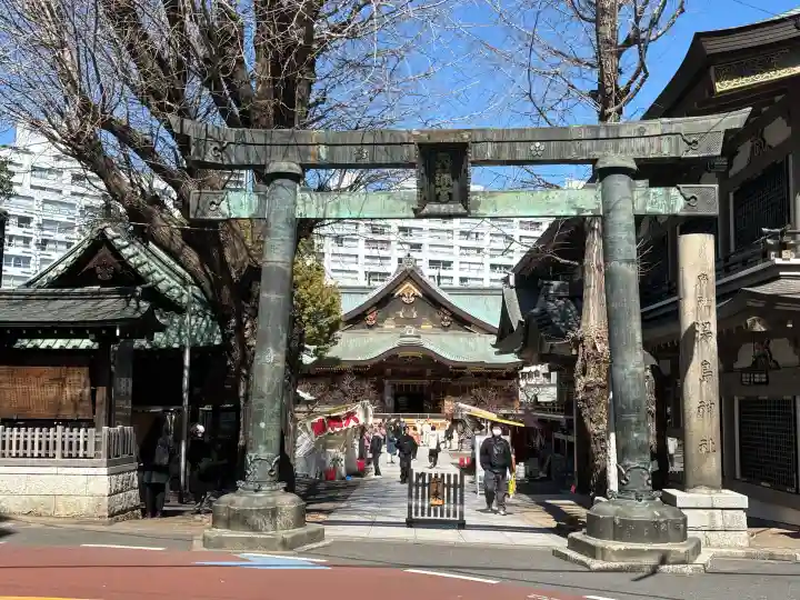 湯島天満宮の{uncategorized: "未分類", other: "その他", undefined: "問題あり", building: "その他建物", grave: "お墓", sacred_gate: "鳥居", guardian: "狛犬", statue: "像", buddha: "仏像", history: "歴史", nature: "自然", garden: "庭園", animal: "動物", pagoda: "塔", temizu: "手水舎", mountain_gate: "山門・神門", sanctuary: "本殿・本堂", subordinate: "末社・摂社", art: "芸術", scenery: "景色", jizo: "地蔵", ema: "絵馬", goshuin: "御朱印", omikuji: "おみくじ", items: "授与品その他", amulet: "お守り", goshuincho: "御朱印帳", eats: "食事", festival: "お祭り", votive_dance: "神楽", shichigosan: "七五三参", wedding: "結婚式", experience: "体験その他", initially: "初詣", around: "周辺", anti_infection: "感染症対策"}