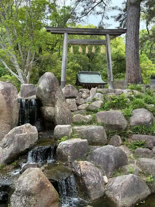 西宮神社の{uncategorized: "未分類", other: "その他", undefined: "問題あり", building: "その他建物", grave: "お墓", sacred_gate: "鳥居", guardian: "狛犬", statue: "像", buddha: "仏像", history: "歴史", nature: "自然", garden: "庭園", animal: "動物", pagoda: "塔", temizu: "手水舎", mountain_gate: "山門・神門", sanctuary: "本殿・本堂", subordinate: "末社・摂社", art: "芸術", scenery: "景色", jizo: "地蔵", ema: "絵馬", goshuin: "御朱印", omikuji: "おみくじ", items: "授与品その他", amulet: "お守り", goshuincho: "御朱印帳", eats: "食事", festival: "お祭り", votive_dance: "神楽", shichigosan: "七五三参", wedding: "結婚式", experience: "体験その他", initially: "初詣", around: "周辺", anti_infection: "感染症対策"}