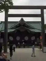 靖國神社の鳥居