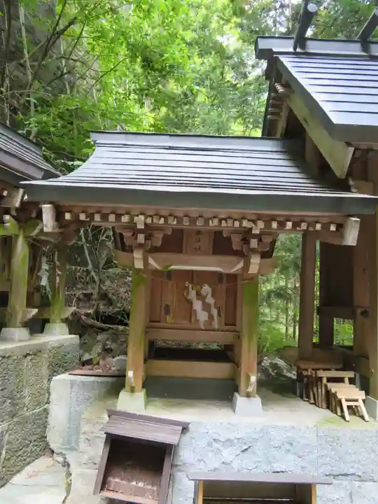 御嶽神社(王滝口)里宮の末社・摂社