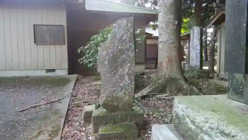 甕森神社の建物その他