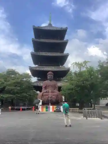 八事山 興正寺の塔