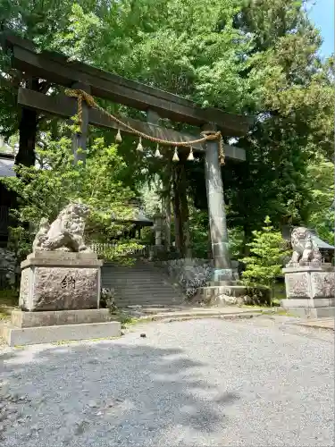 諏訪大社上社前宮(長野県)