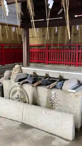 開口神社の手水舎