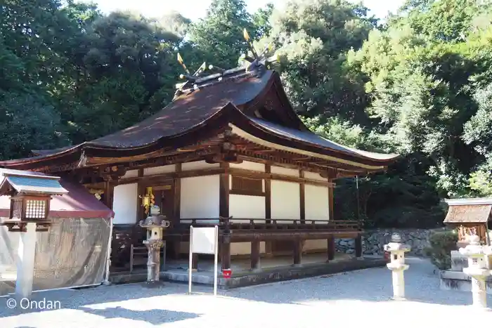 御上神社の本殿