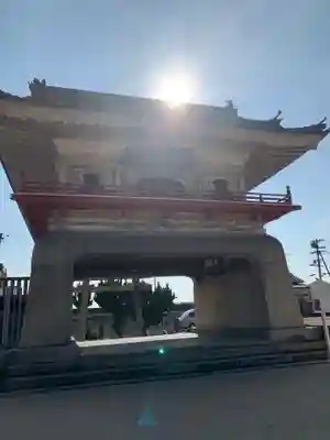 西大寺の山門・神門
