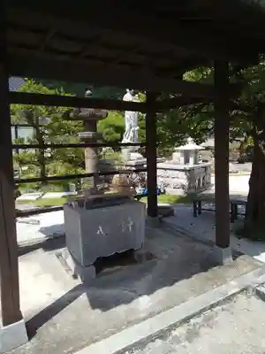 法光寺の手水舎