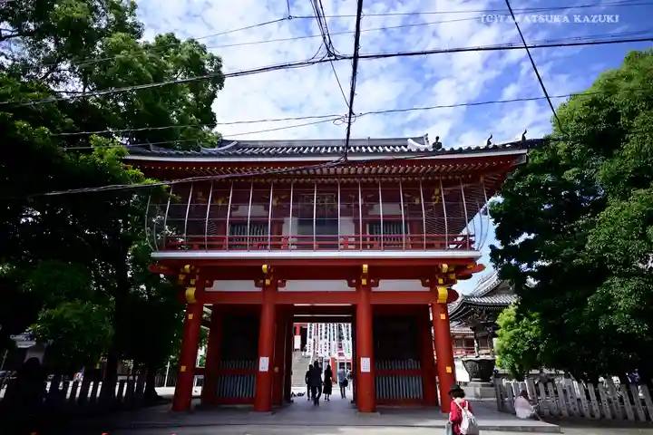 大須観音 (北野山真福寺宝生院)の山門・神門
