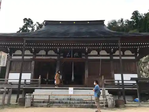観音正寺の本殿・本堂
