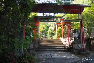 宝塚神社の鳥居