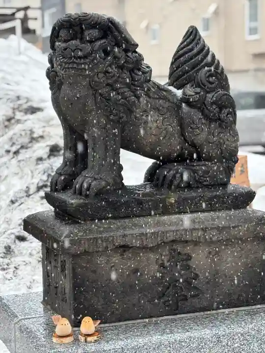 札幌諏訪神社の狛犬
