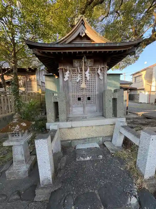 須田神社の{uncategorized: "未分類", other: "その他", undefined: "問題あり", building: "その他建物", grave: "お墓", sacred_gate: "鳥居", guardian: "狛犬", statue: "像", buddha: "仏像", history: "歴史", nature: "自然", garden: "庭園", animal: "動物", pagoda: "塔", temizu: "手水舎", mountain_gate: "山門・神門", sanctuary: "本殿・本堂", subordinate: "末社・摂社", art: "芸術", scenery: "景色", jizo: "地蔵", ema: "絵馬", goshuin: "御朱印", omikuji: "おみくじ", items: "授与品その他", amulet: "お守り", goshuincho: "御朱印帳", eats: "食事", festival: "お祭り", votive_dance: "神楽", shichigosan: "七五三参", wedding: "結婚式", experience: "体験その他", initially: "初詣", around: "周辺", anti_infection: "感染症対策"}