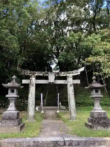 福母八幡宮の鳥居