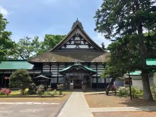 法眼寺の本殿・本堂