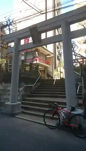 妻戀神社の鳥居