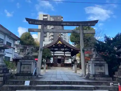 三輪神社の鳥居