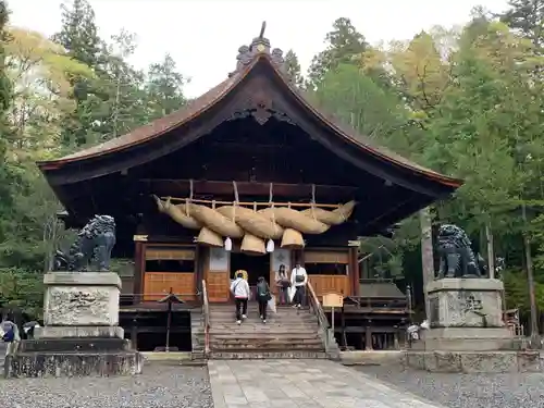 諏訪大社下社秋宮(長野県)