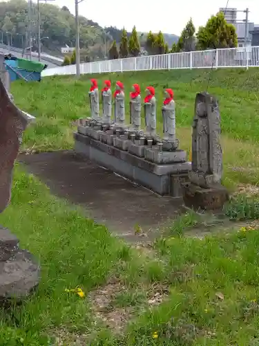 志賀観音堂の地蔵