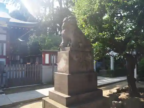 薭田神社の狛犬