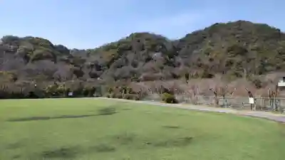 蓮乗寺の{uncategorized: "未分類", other: "その他", undefined: "問題あり", building: "その他建物", grave: "お墓", sacred_gate: "鳥居", guardian: "狛犬", statue: "像", buddha: "仏像", history: "歴史", nature: "自然", garden: "庭園", animal: "動物", pagoda: "塔", temizu: "手水舎", mountain_gate: "山門・神門", sanctuary: "本殿・本堂", subordinate: "末社・摂社", art: "芸術", scenery: "景色", jizo: "地蔵", ema: "絵馬", goshuin: "御朱印", omikuji: "おみくじ", items: "授与品その他", amulet: "お守り", goshuincho: "御朱印帳", eats: "食事", festival: "お祭り", votive_dance: "神楽", shichigosan: "七五三参", wedding: "結婚式", experience: "体験その他", initially: "初詣", around: "周辺", anti_infection: "感染症対策"}
