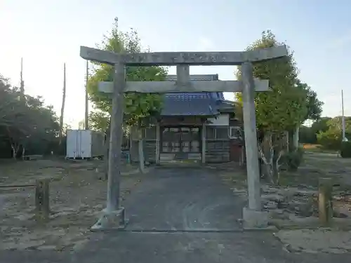 龍神社の鳥居