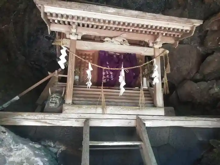 金色妙見宮(大分県)