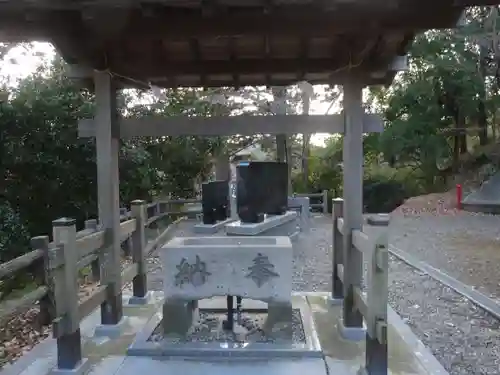 熊野神社の手水舎