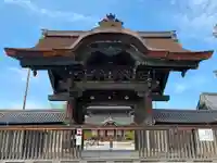 本山専修寺の山門・神門