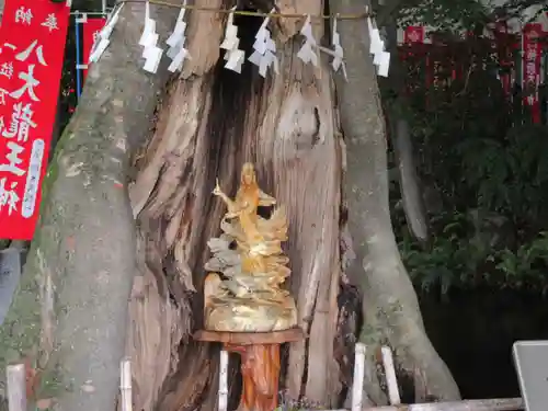 秩父今宮神社の仏像