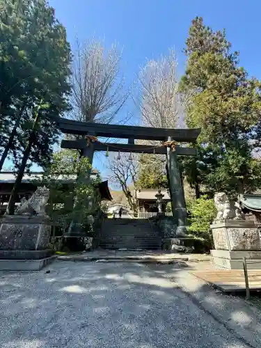 諏訪大社上社前宮の{uncategorized: "未分類", other: "その他", undefined: "問題あり", building: "その他建物", grave: "お墓", sacred_gate: "鳥居", guardian: "狛犬", statue: "像", buddha: "仏像", history: "歴史", nature: "自然", garden: "庭園", animal: "動物", pagoda: "塔", temizu: "手水舎", mountain_gate: "山門・神門", sanctuary: "本殿・本堂", subordinate: "末社・摂社", art: "芸術", scenery: "景色", jizo: "地蔵", ema: "絵馬", goshuin: "御朱印", omikuji: "おみくじ", items: "授与品その他", amulet: "お守り", goshuincho: "御朱印帳", eats: "食事", festival: "お祭り", votive_dance: "神楽", shichigosan: "七五三参", wedding: "結婚式", experience: "体験その他", initially: "初詣", around: "周辺", anti_infection: "感染症対策"}