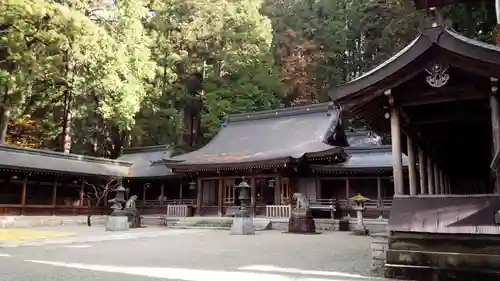 飛驒一宮水無神社の本殿・本堂