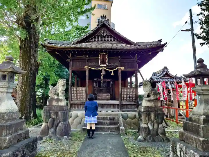 加納八幡神社の本殿・本堂