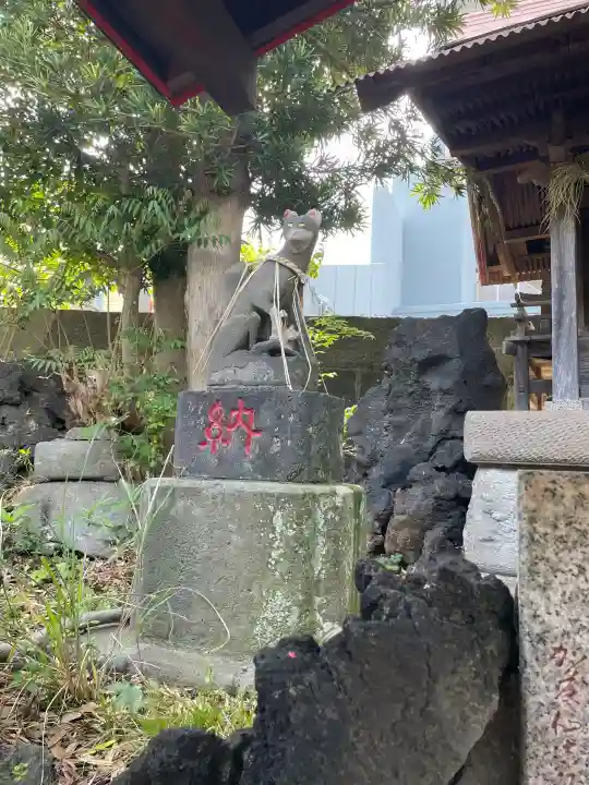子之神社の{uncategorized: "未分類", other: "その他", undefined: "問題あり", building: "その他建物", grave: "お墓", sacred_gate: "鳥居", guardian: "狛犬", statue: "像", buddha: "仏像", history: "歴史", nature: "自然", garden: "庭園", animal: "動物", pagoda: "塔", temizu: "手水舎", mountain_gate: "山門・神門", sanctuary: "本殿・本堂", subordinate: "末社・摂社", art: "芸術", scenery: "景色", jizo: "地蔵", ema: "絵馬", goshuin: "御朱印", omikuji: "おみくじ", items: "授与品その他", amulet: "お守り", goshuincho: "御朱印帳", eats: "食事", festival: "お祭り", votive_dance: "神楽", shichigosan: "七五三参", wedding: "結婚式", experience: "体験その他", initially: "初詣", around: "周辺", anti_infection: "感染症対策"}