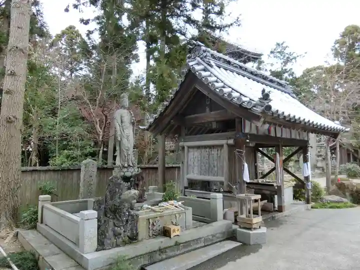霊山寺の手水舎