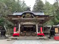 宝登山神社の本殿・本堂