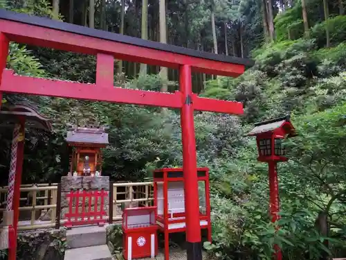 南蔵院の鳥居