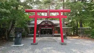 無戸室浅間神社(船津胎内神社)の鳥居