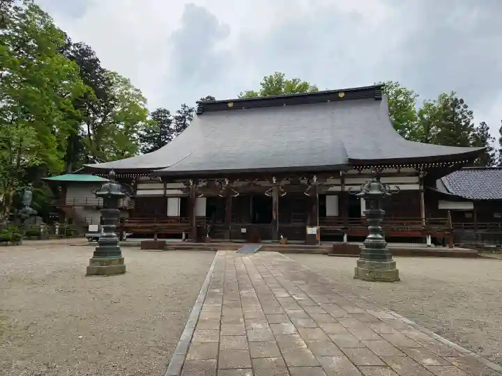 城端別院善徳寺の{uncategorized: "未分類", other: "その他", undefined: "問題あり", building: "その他建物", grave: "お墓", sacred_gate: "鳥居", guardian: "狛犬", statue: "像", buddha: "仏像", history: "歴史", nature: "自然", garden: "庭園", animal: "動物", pagoda: "塔", temizu: "手水舎", mountain_gate: "山門・神門", sanctuary: "本殿・本堂", subordinate: "末社・摂社", art: "芸術", scenery: "景色", jizo: "地蔵", ema: "絵馬", goshuin: "御朱印", omikuji: "おみくじ", items: "授与品その他", amulet: "お守り", goshuincho: "御朱印帳", eats: "食事", festival: "お祭り", votive_dance: "神楽", shichigosan: "七五三参", wedding: "結婚式", experience: "体験その他", initially: "初詣", around: "周辺", anti_infection: "感染症対策"}