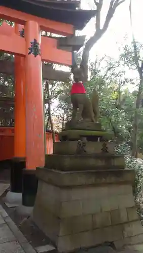 伏見稲荷大社の狛犬