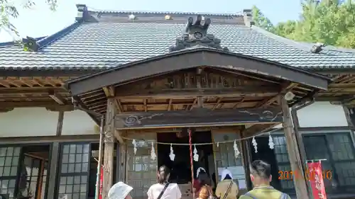 遍照寺の本殿・本堂