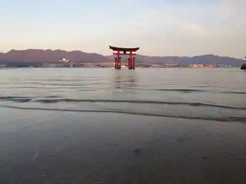 厳島神社(広島県)