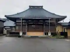 栄久寺の本殿