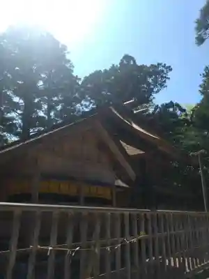 須佐神社の{uncategorized: "未分類", other: "その他", undefined: "問題あり", building: "その他建物", grave: "お墓", sacred_gate: "鳥居", guardian: "狛犬", statue: "像", buddha: "仏像", history: "歴史", nature: "自然", garden: "庭園", animal: "動物", pagoda: "塔", temizu: "手水舎", mountain_gate: "山門・神門", sanctuary: "本殿・本堂", subordinate: "末社・摂社", art: "芸術", scenery: "景色", jizo: "地蔵", ema: "絵馬", goshuin: "御朱印", omikuji: "おみくじ", items: "授与品その他", amulet: "お守り", goshuincho: "御朱印帳", eats: "食事", festival: "お祭り", votive_dance: "神楽", shichigosan: "七五三参", wedding: "結婚式", experience: "体験その他", initially: "初詣", around: "周辺", anti_infection: "感染症対策"}
