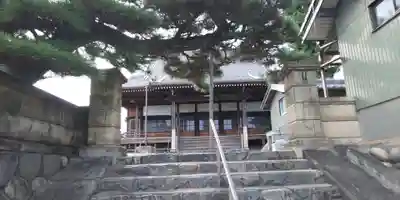 因領寺の本殿・本堂