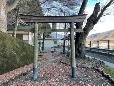 神明神社(山梨県)