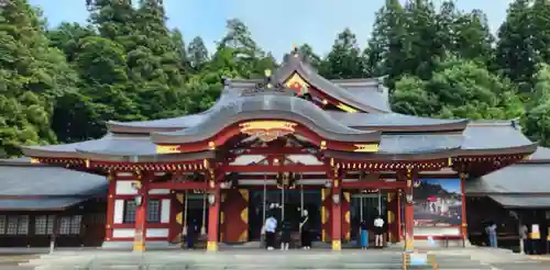 盛岡八幡宮の本殿